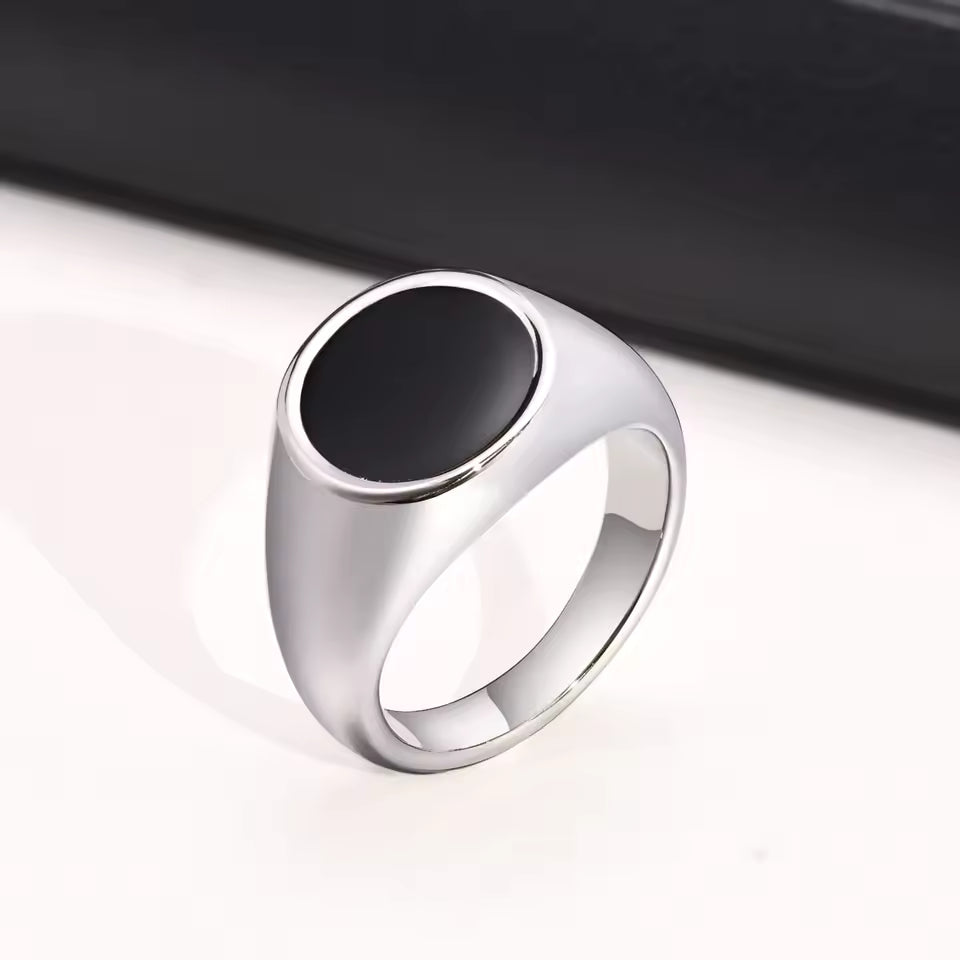 Signet Circle Ring